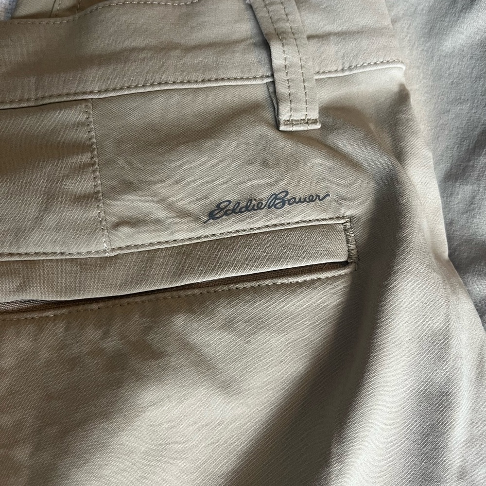 Eddie Bauer Men's Golf Pants - Picture 6 of 6